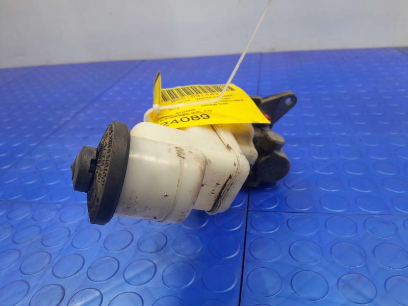 2012 Toyota Camry 2.5L Brake Master Cylinder Assembly Genuine OEM 4720106440