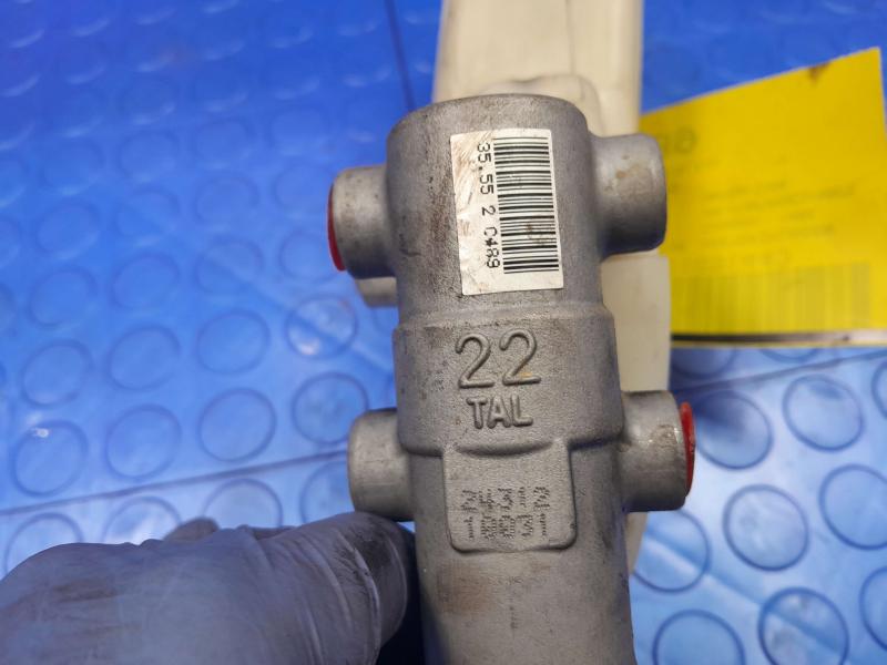 2012 Toyota Camry 2.5L Brake Master Cylinder Assembly Genuine OEM 4720106440