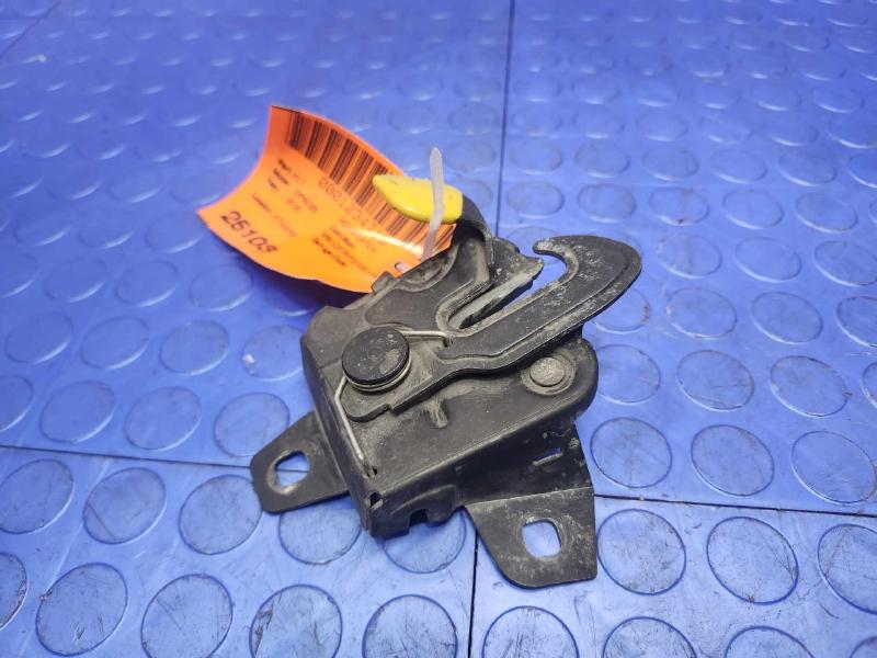 2016 Ram ProMaster Hood Latch