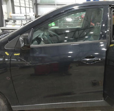 2015 Hyundai Tucson Front Door