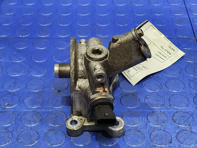 2017 Lincoln MKC Oil Filter Housing