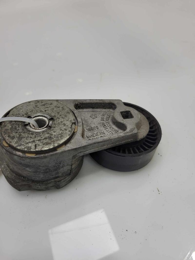 2014 Chrysler 300 Engine Belt Tensioner