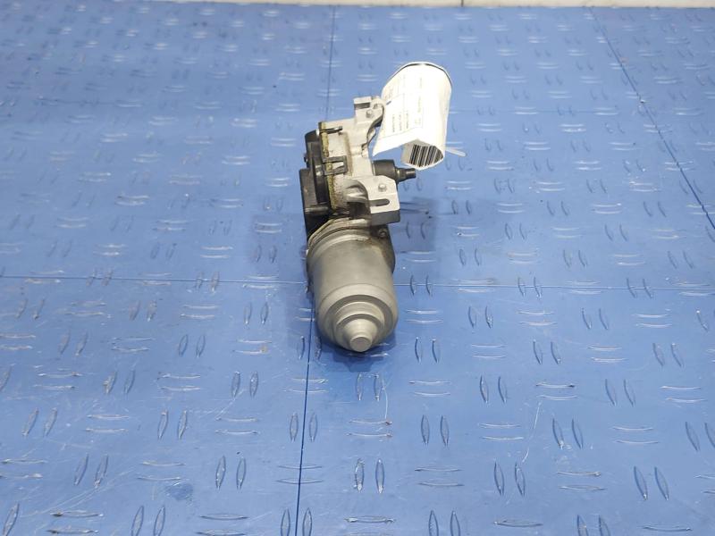 2013 Toyota Yaris Wiper Motor Front