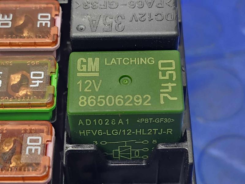 2024 Buick Envista Instrument Panel Junction Block Genuine OEM Part 42755935