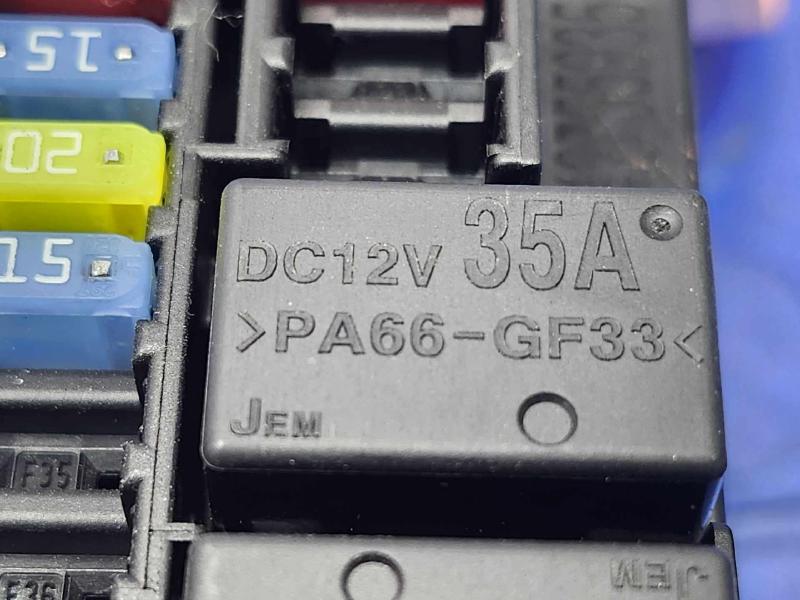 2024 Buick Envista Instrument Panel Junction Block Genuine OEM Part 42755935