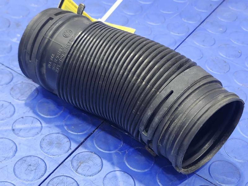 2013-2016 Volkswagen Jetta Hybrid Engine Air Inlet Duct Genuine OEM 5C0129618D
