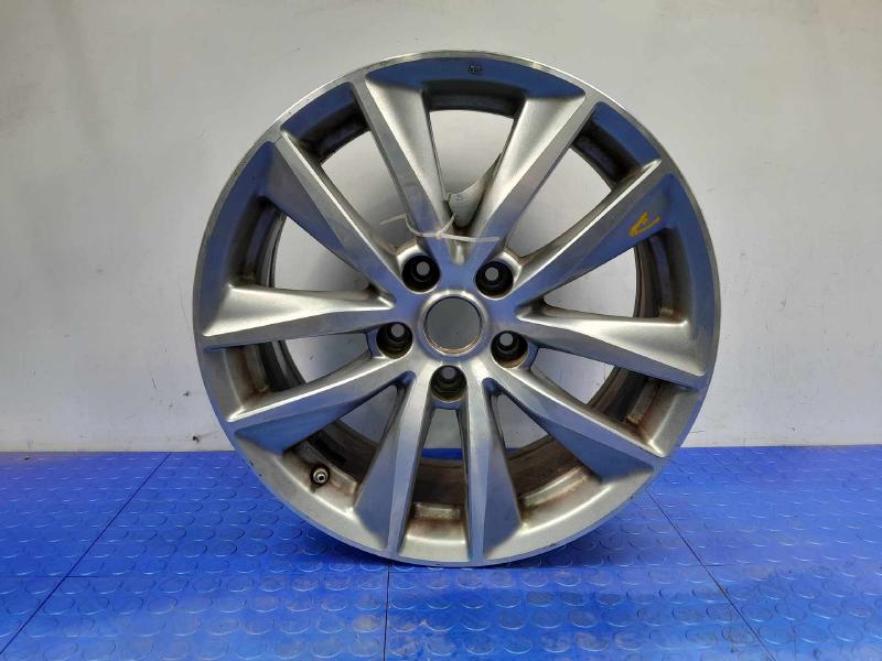 2015 Infiniti Q50 Wheel