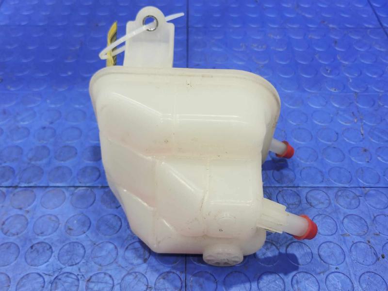2016 Toyota Prius Coolant Recovery Bottle