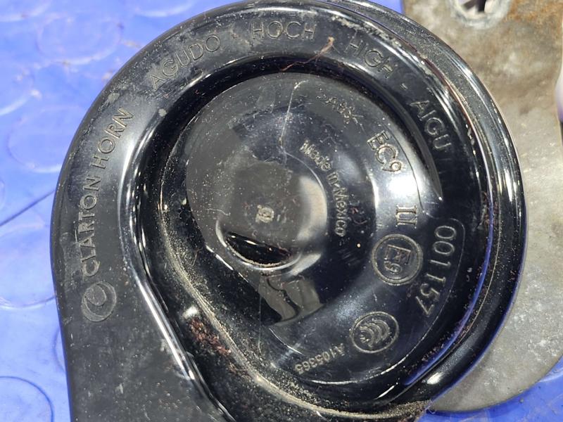 2018 Volkswagen Passat Horn