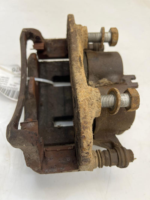 2001 Nissan Xterra Caliper