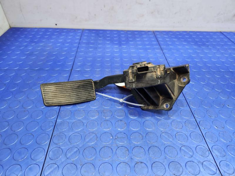2012 Ford F-250 Super Duty Pedal Assembly