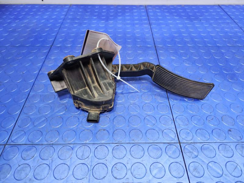 2012 Ford F-250 Super Duty Pedal Assembly