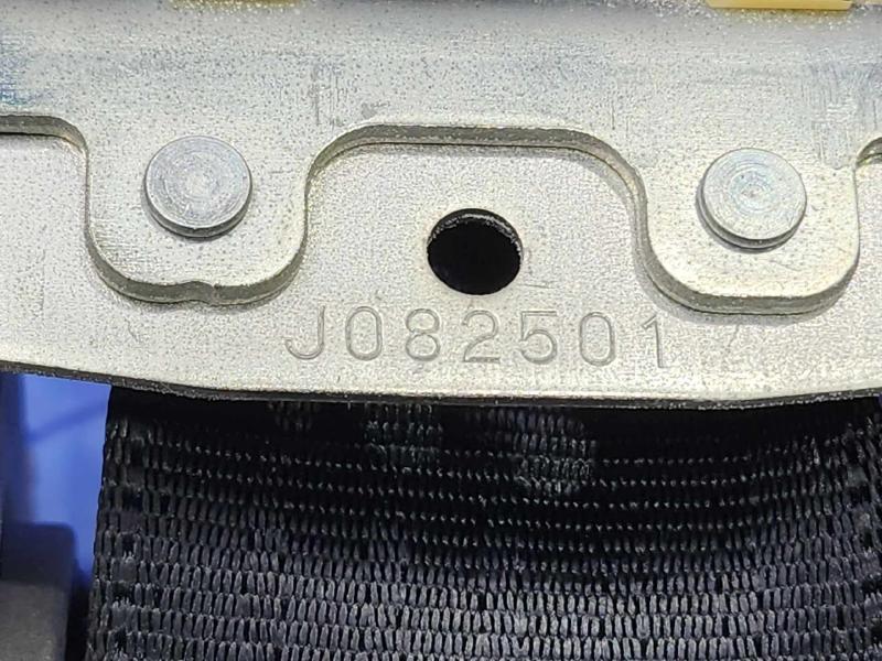 2014 Toyota Prius Front Seat Belt