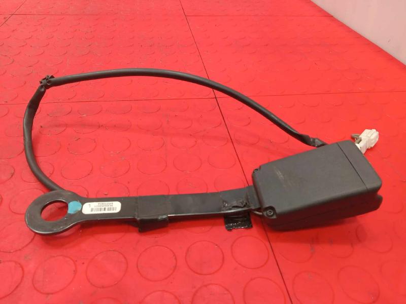 2020 Nissan Sentra Front Seat Belt