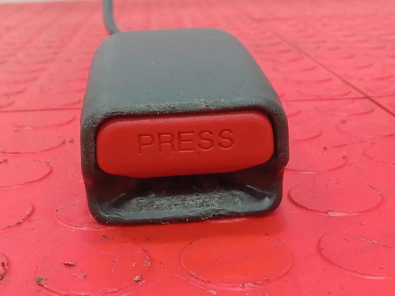 2020 Nissan Sentra Front Seat Belt