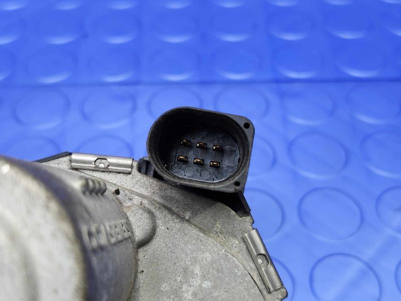 2011 Volkswagen Touareg Throttle Body/Valve Assy