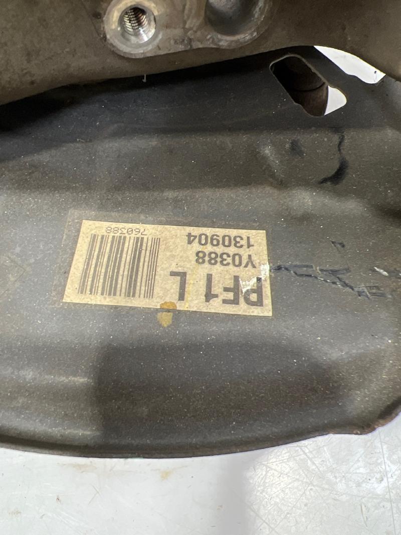 2013 Toyota Prius Spindle Knuckle Front