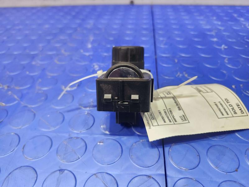 2019 Chevrolet Silverado 3500 Headlight Switch (Dash Mtd)