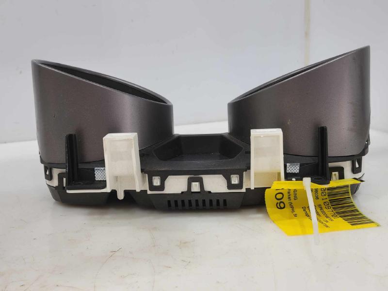 2014-2016 Hyundai Elantra Sedan Instrument Cluster Speedometer OEM 940043Y010