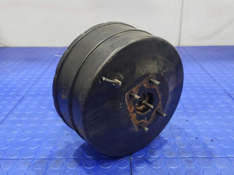 1992 Isuzu NPR Power Brake Booster
