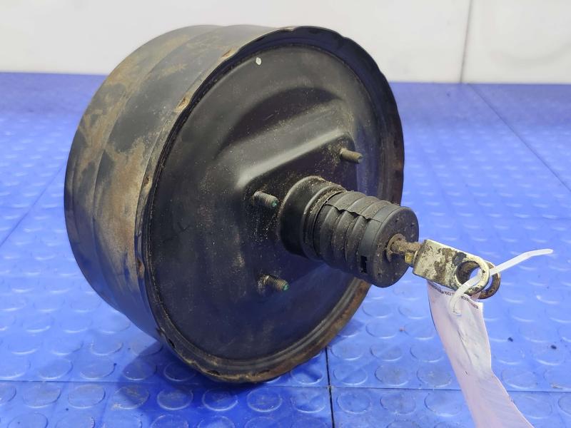 1992 Isuzu NPR Power Brake Booster