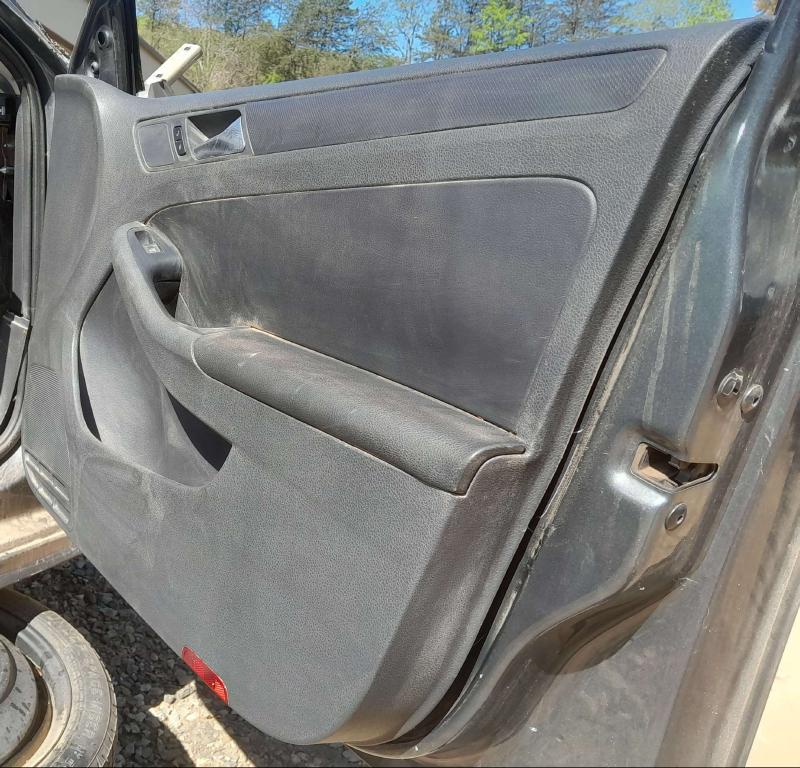 2012 Volkswagen Jetta Front Door Trim Panel