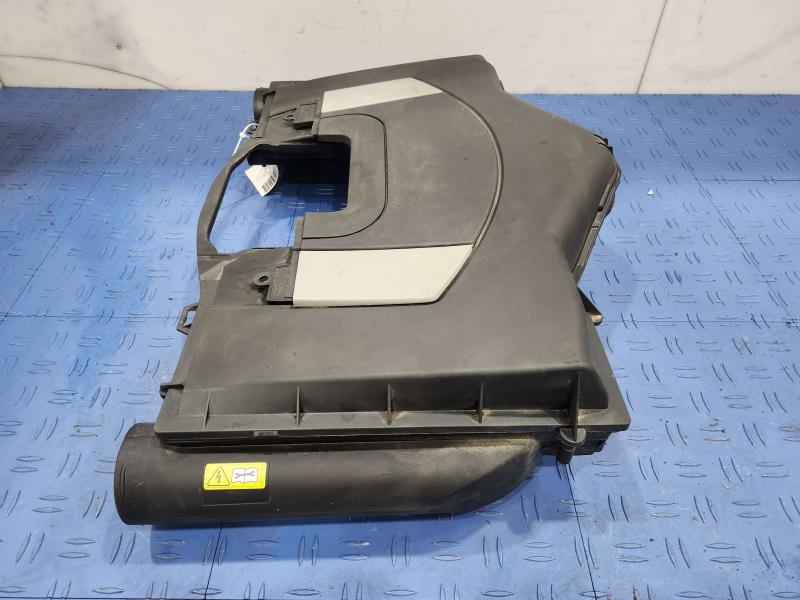 2010 Mercedes ML-Class Air Cleaner