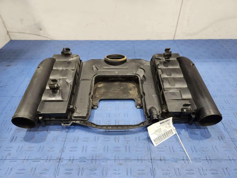 2010 Mercedes ML-Class Air Cleaner