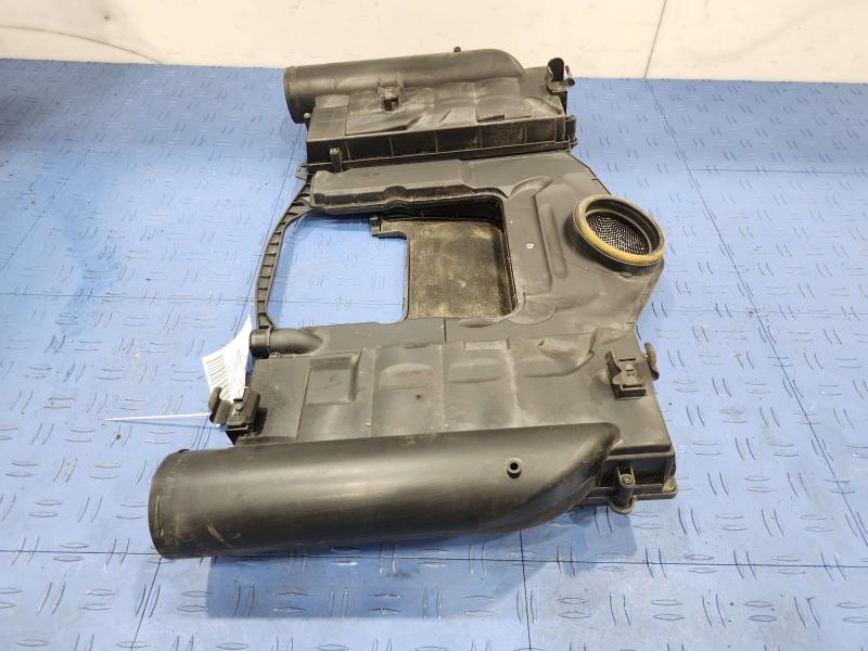 2010 Mercedes ML-Class Air Cleaner