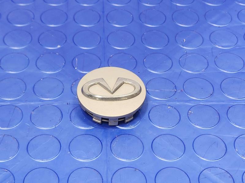 2013 Infiniti FX35 Center Cap
