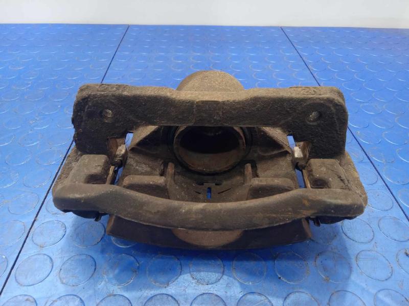 2001 Honda CR-V Caliper