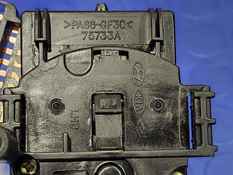 2010 Kia Rio Combination Switch
