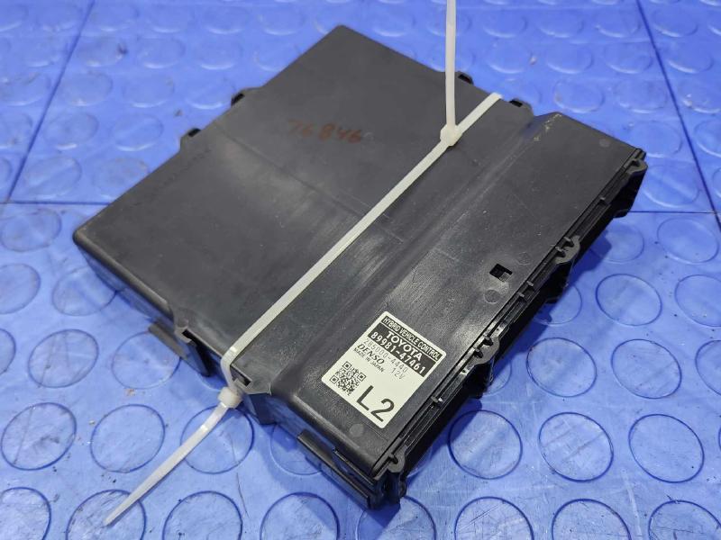 2016 Toyota Prius Hybrid-Electric Control Module Genuine OEM Part 89981-47461