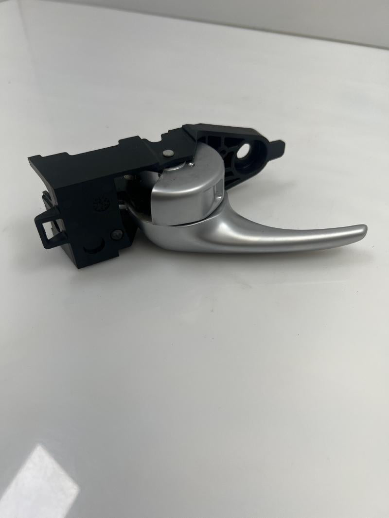 2013 Dodge Dart Inside Door Handle