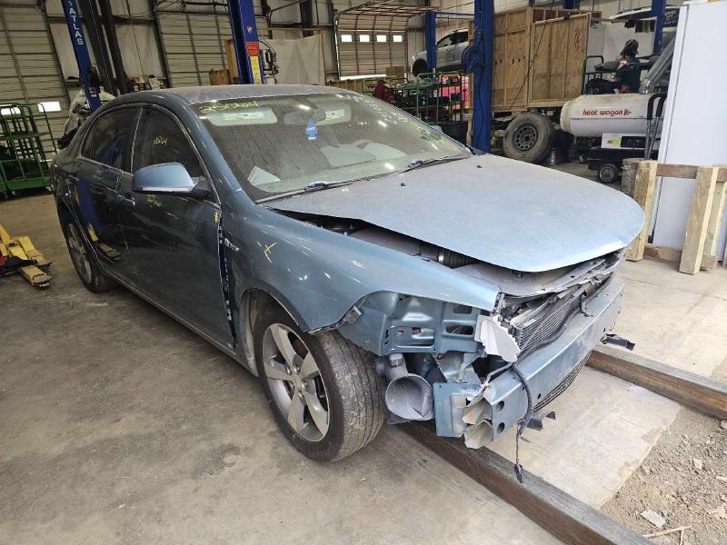 2009 Chevrolet Malibu Center Pillar