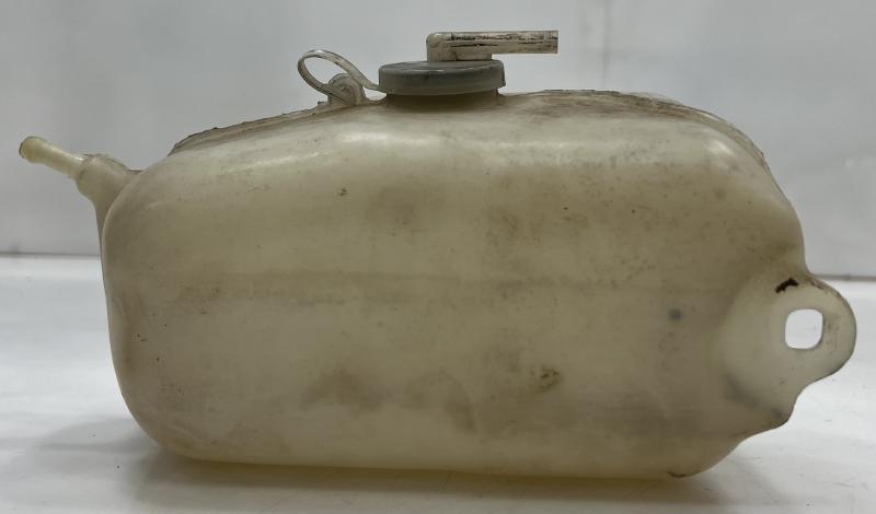1996 - 2002 Isuzu Trooper Radiator Coolant Overflow Reservoir Tank OEM 8971011911