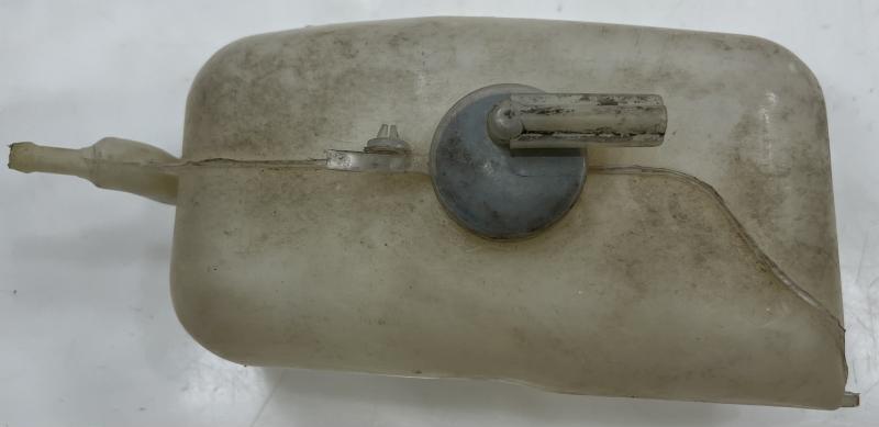 1996 - 2002 Isuzu Trooper Radiator Coolant Overflow Reservoir Tank OEM 8971011911