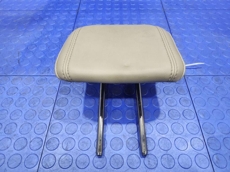 2014 Ford Explorer Headrest