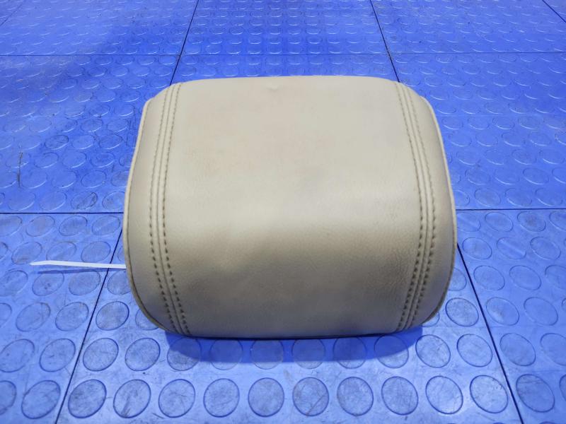 2014 Ford Explorer Headrest
