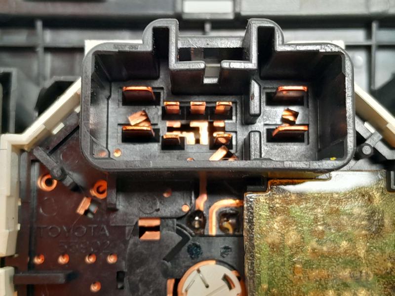 2009 Toyota Corolla Heater A/C Control