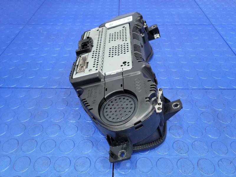 2014-2015 Audi A6 Instrument Cluster Speedometer Genuine OEM 4G8920984