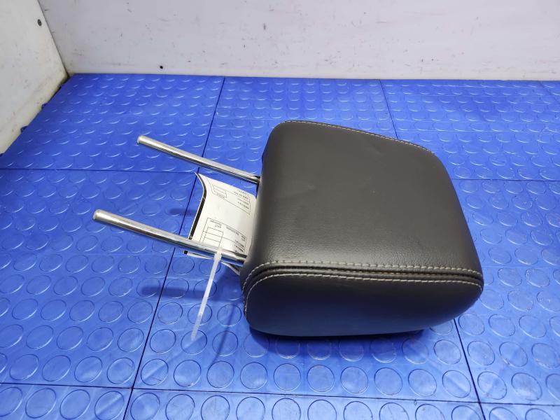 2014 Ford Focus Headrest