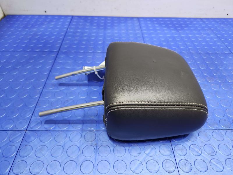 2014 Ford Focus Headrest