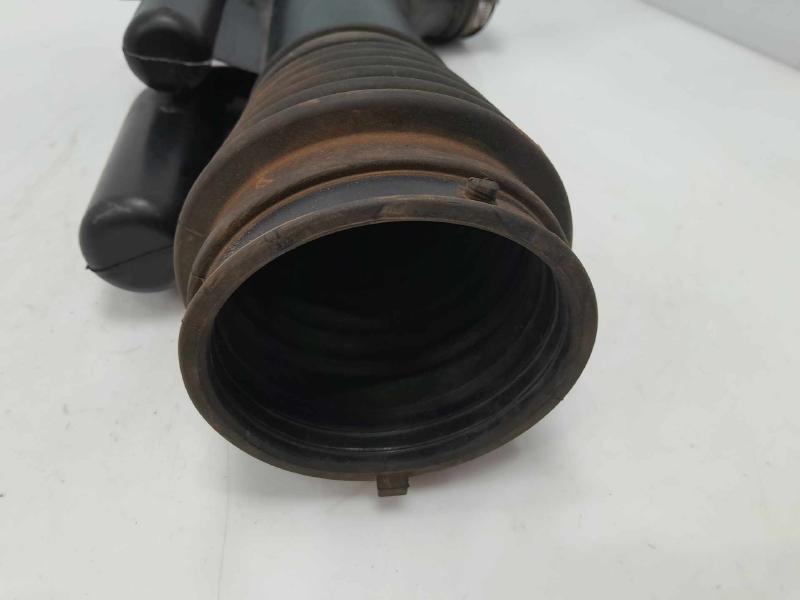 2011 - 2019 Dodge Journey 3.6L Engine Air Intake Hose Tube OEM 68045122AE