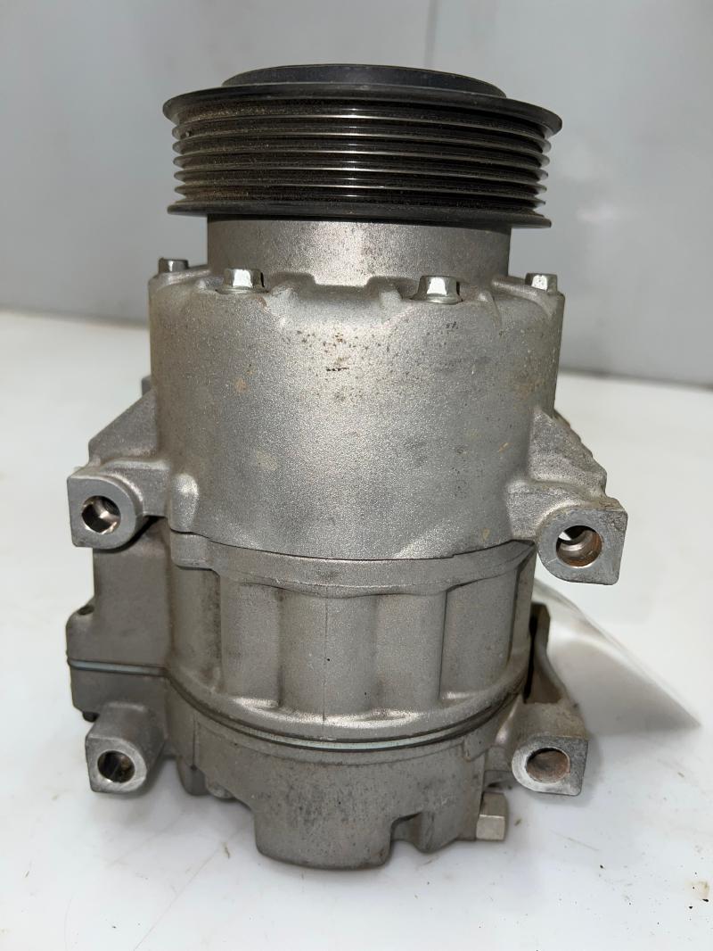 2015 - 2020 Kia Sedona 3.3L AC Compressor Assembly OEM 97701A9000