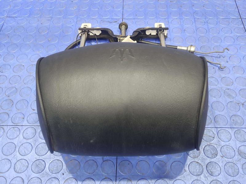 2011 Maserati Quattroporte Headrest
