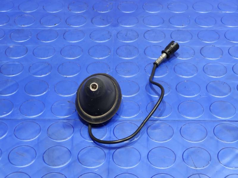 2005 Volkswagen Jetta Antenna