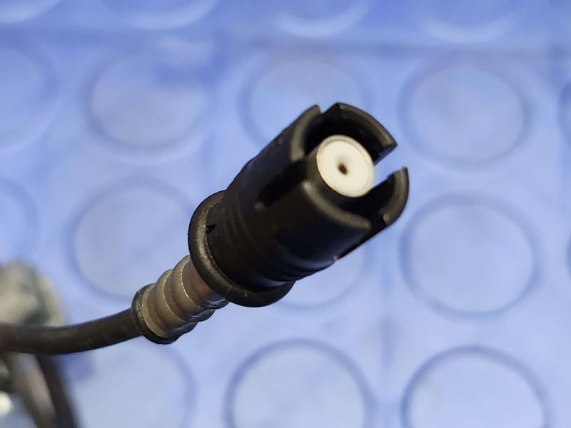 2005 Volkswagen Jetta Antenna