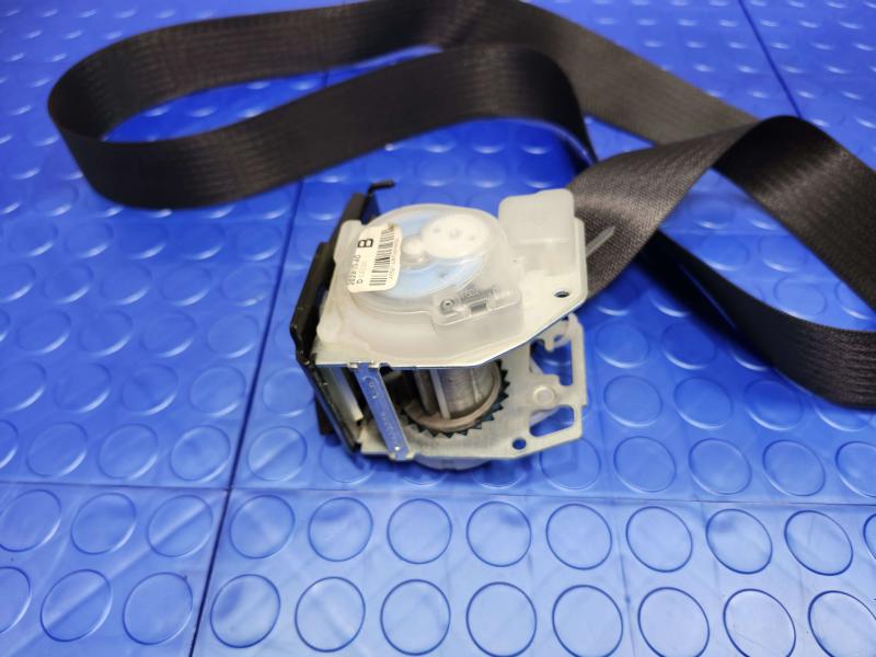 2014 Ford Mustang Rear Seat Belt