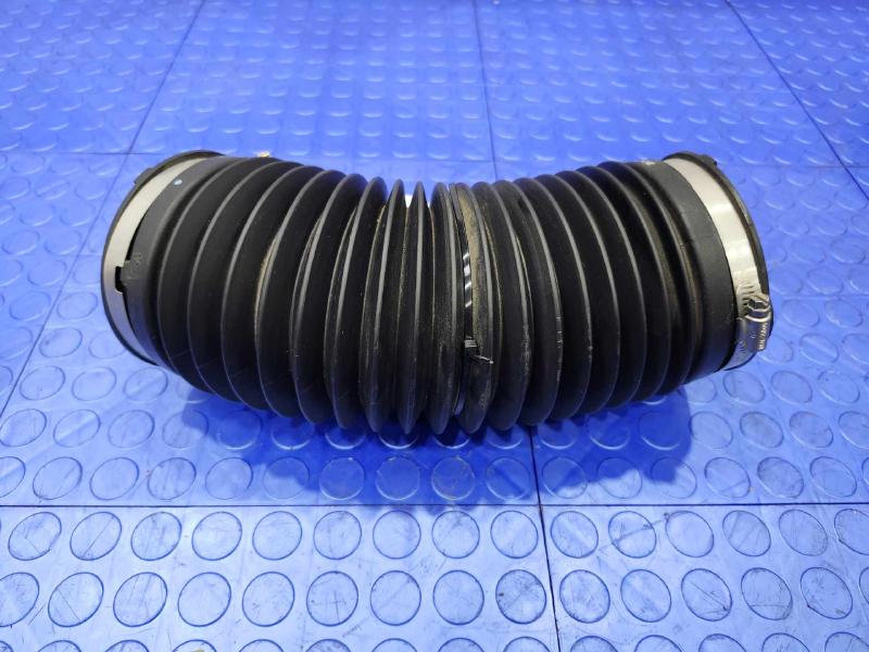 2017 Dodge Grand Caravan Air Intake Tube/Resonator
